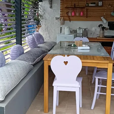 Art With Outdoor Living Habitación en casa particular