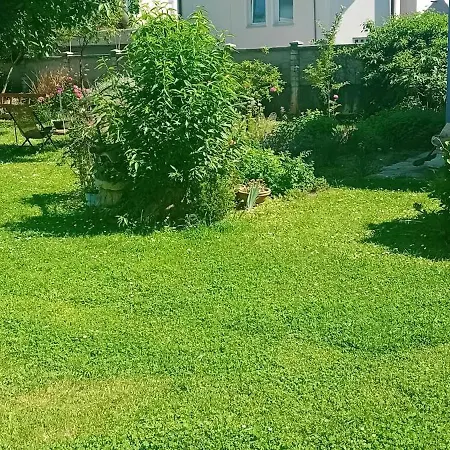 Ostanak kod kuće Art In Rose Ljubljana